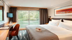 A-ROSA Alea stateroom with French balcony (category C and D)