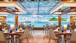 AIDAcosma Yacht Club Restaurant