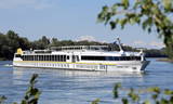 M/S Elegant Lady