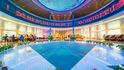 Victoria Sabrina Lobby