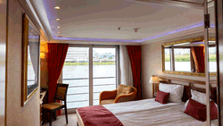 VistaBaroness stateroom with French balcony mid/upper deck