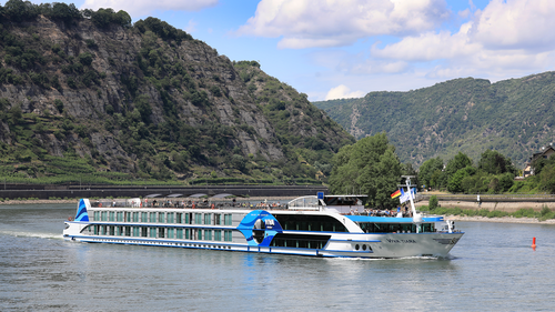 VIVA Tiara ship view