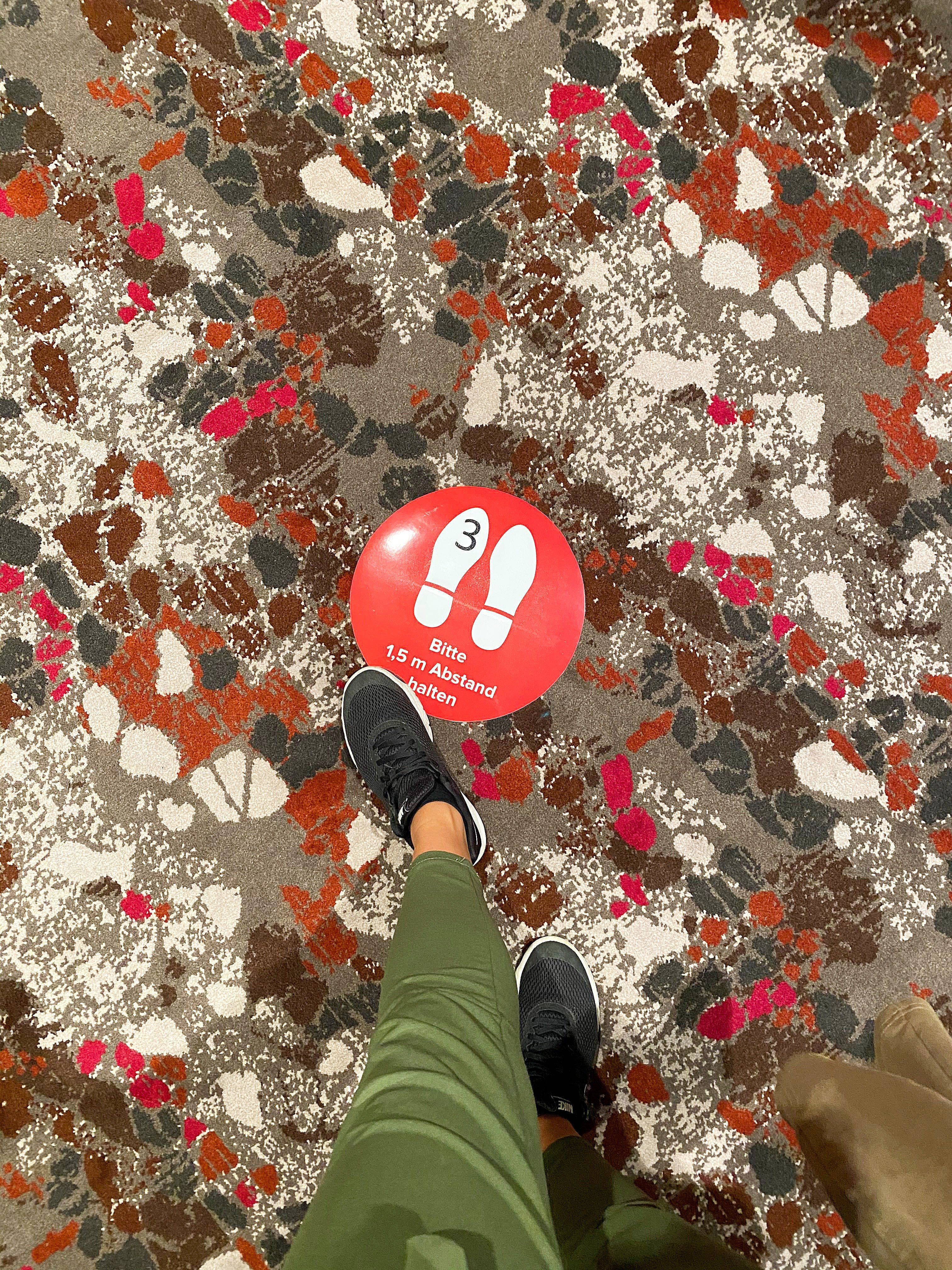 Bitte Abstand halten!