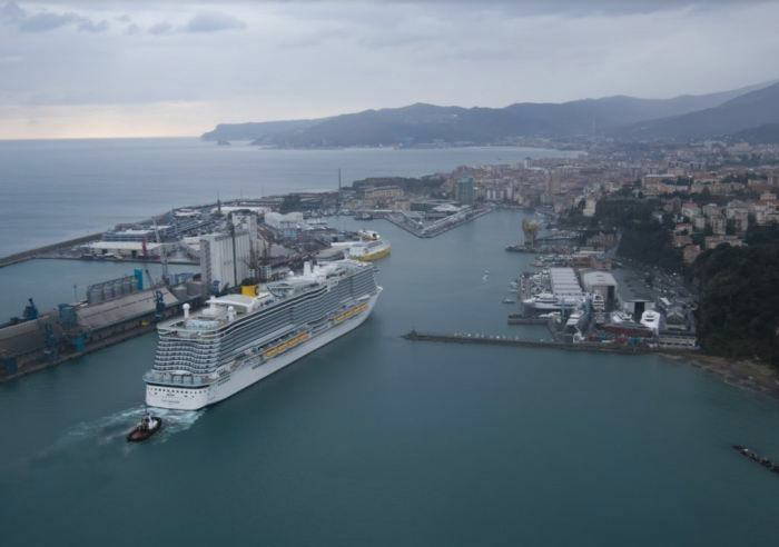 Costa Smeralda beim Erstanlauf in Savona