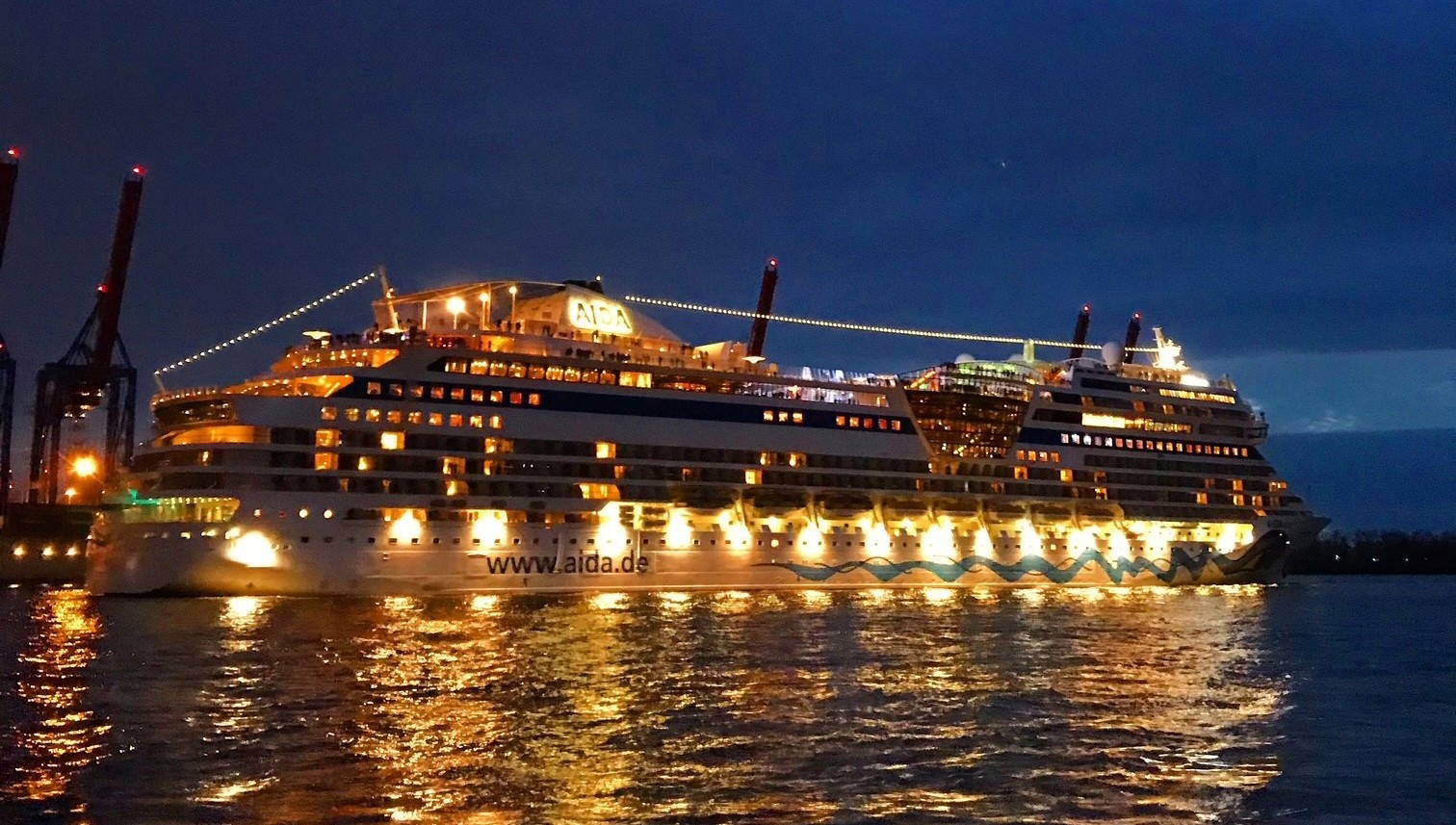 Hafengeburtstag Hamburg 2026: Kreuzfahrtschiffe und Festivalstimmung an der Elbe