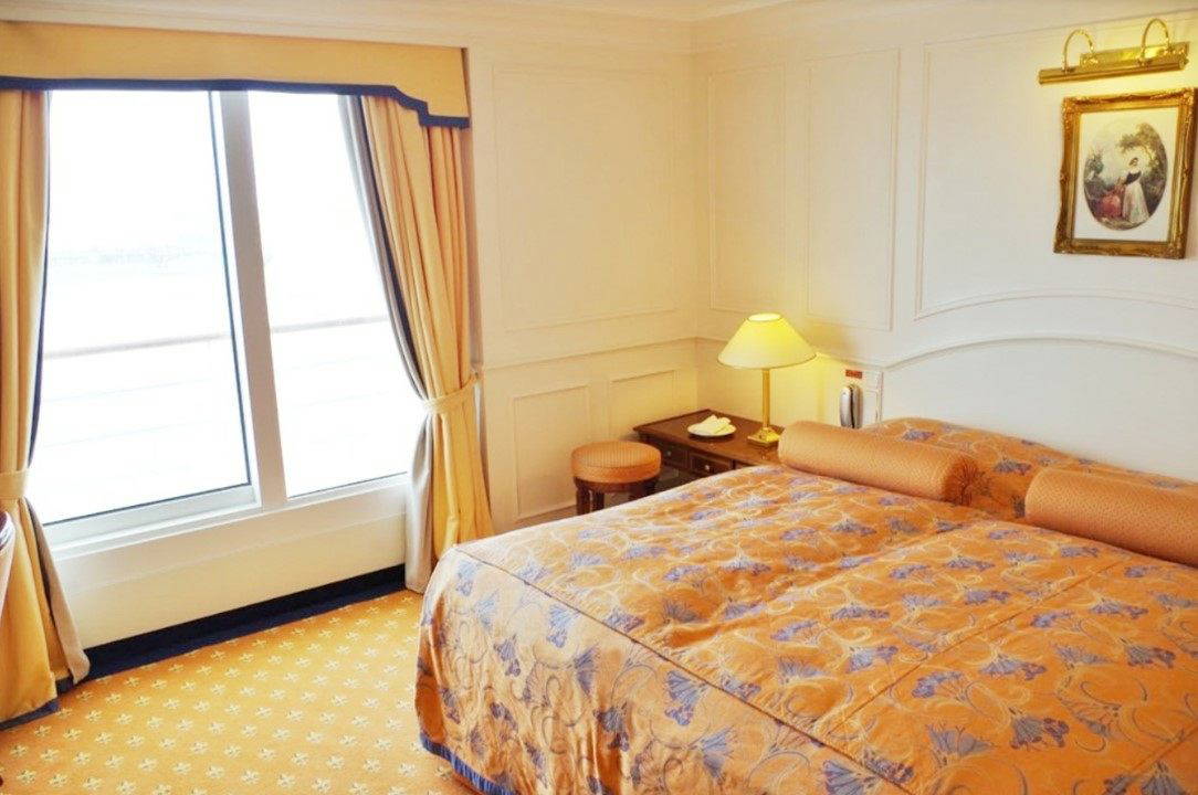 Doppelbett Suite MS Deutschland